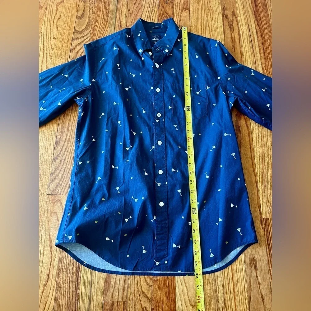 J. Crew Flex wash navy button down. mens small martini glass olives cocktail